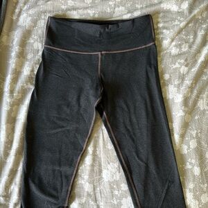 Lululemon mid rise leggings